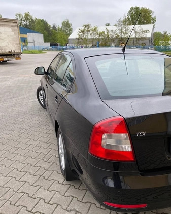 Skoda Octavia cena 24900 przebieg: 180000, rok produkcji 2010 z Warszawa małe 497